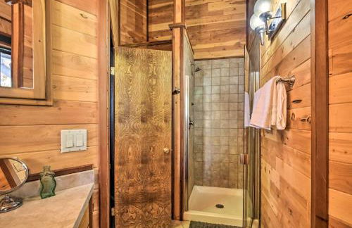 Cozy Grand Woodland Cabin with Mountain Views - Foto 37