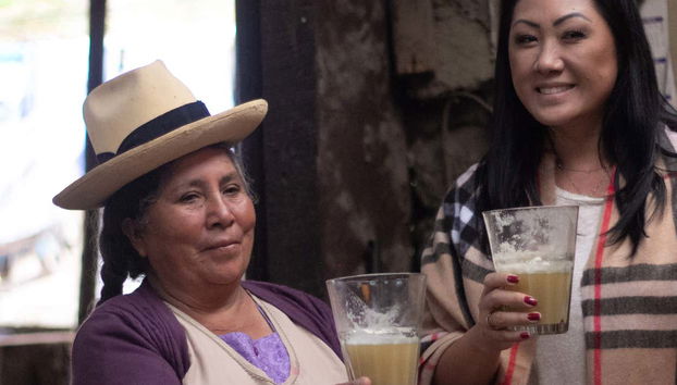 Mamá Eusebia transmite e preserva a tradição da chicha