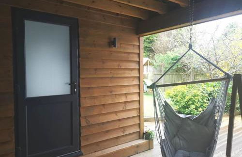 Stylish apartment in Horsham with parking and own entrance - Foto 13