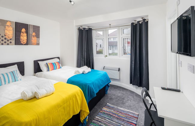 SAV Wembley Studios - Photo 10