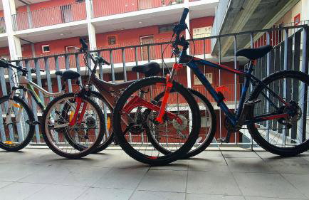 Modern Apartment with Balcony, Bikes & Parking - PINNACLE - Foto 45