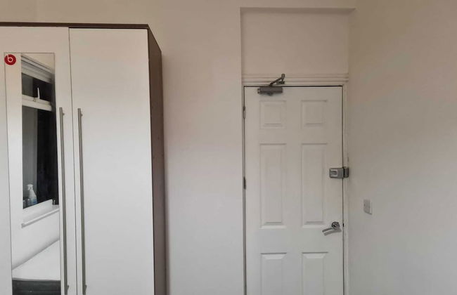 Townhouse @ Nelson Street Crewe - Photo 4