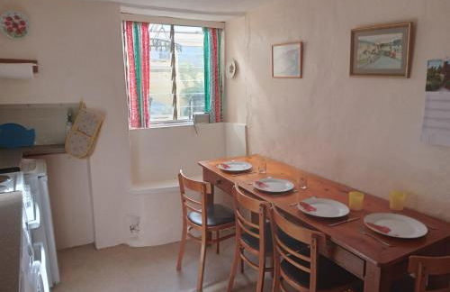 Dolphin Cottage 50m from Shaldon Beach! - Foto 6