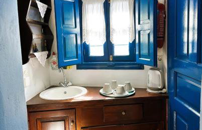 Lioyerma Windmill Villa With Outdoor Hot Tub - Photo 22