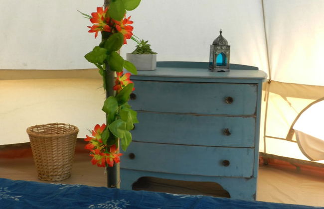 Cosy 5m Bell Tent Glamping in Rural Herefordshire - Foto 2