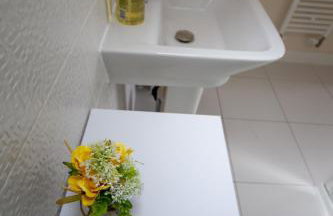 Martello Sunrise - Luxury 3-bedroom Seaview Beach House - Foto 17