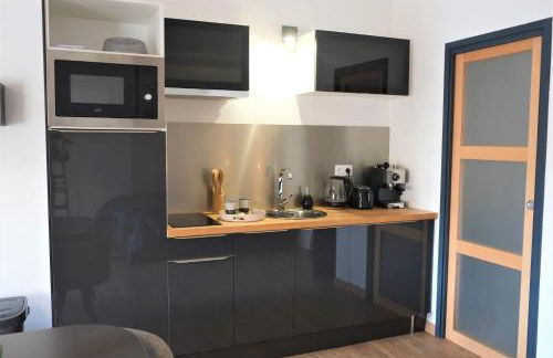 A l'ombre des remparts - Foto 18