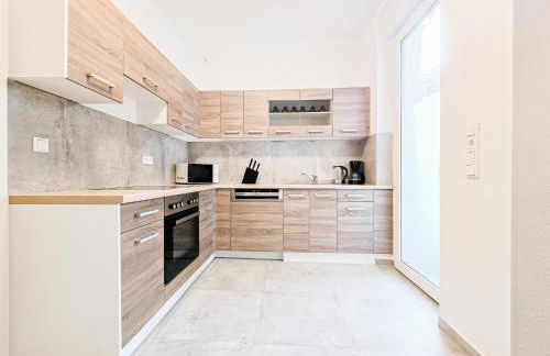 Tolstov Apartments - Monteurwohnung mit 3 Zimmern , Terrasse und Parkplatz - Photo 13