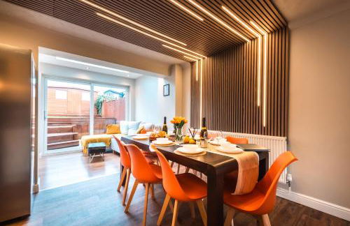 Hot Tube&Private Driveway&11 Guests Family&Contractors Bedford - Foto 1