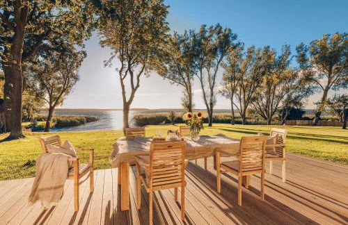 Watermark Usedom - Premium Ferienhaus direkt am Wasser mit eigener Badestelle - Haus Welle - Foto 1