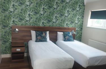 Langley House 5 mins from langley train station - Foto 9