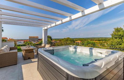 2 Bedroom Lovely Home In Hrboki - Photo 25