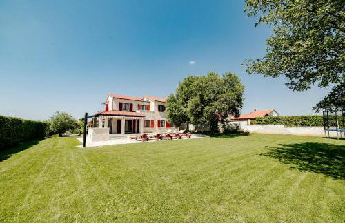 Villa Alma mit privatem Saltwater Pool - Photo 9