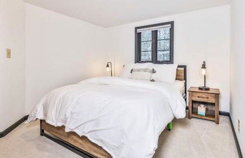 Bear Pause Retreat & The Stone House - Photo 52