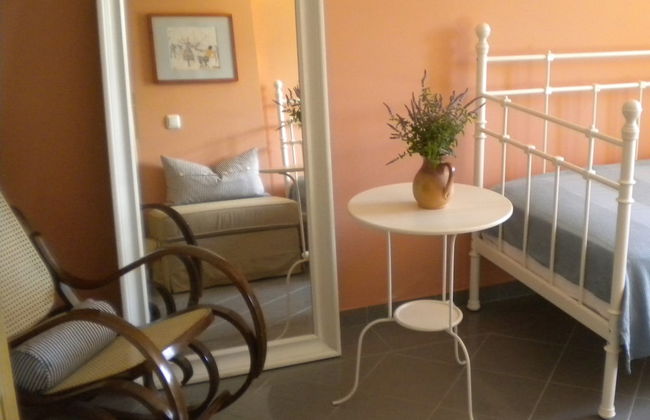 Stone House For You - Photo 21