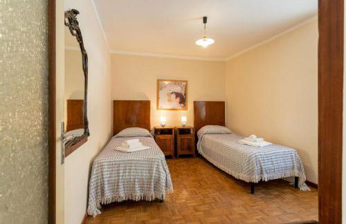 Sciura Elena's Terrace With Lake, Mounts & Valley by Halldis - Foto 25