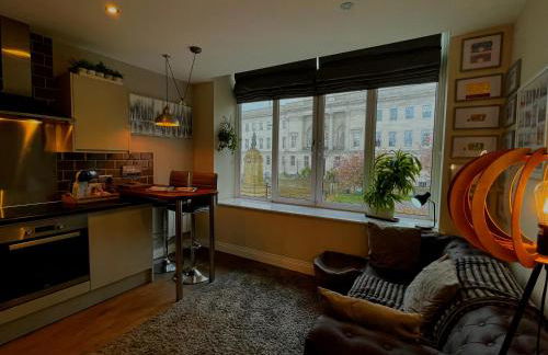 Town Hall View - Foto 3