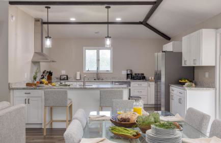 Amber Refresh by Avantstay Pool and Hot Tub - Foto 17