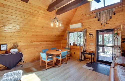 Decks and Fire Pit Rustic-Modern Overgaard Cabin! - Foto 8