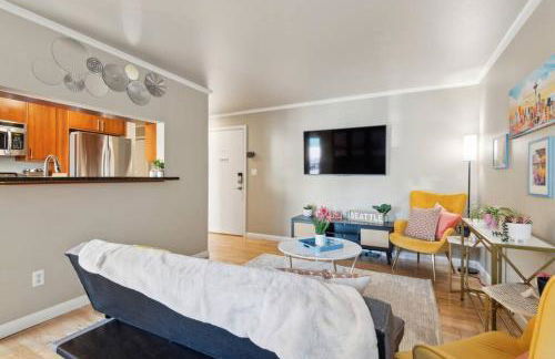 Vibrant 2bed Condo - Stroll to SEA Space Needle - Foto 2