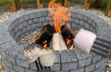 Farmhouse with Log Fire & On-Site Dog Field - Foto 55