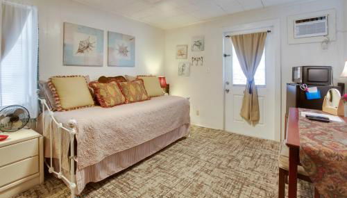 6 Mi to Palm Beach Studio with Pool Access! - Foto 4