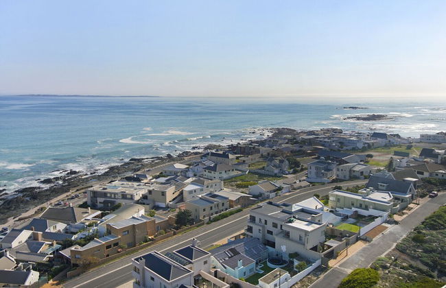 Blouberg Heights 1601 by HostAgents - Photo 27