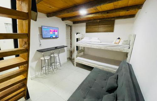 Apartamento 01 · 1Km Bus Station/2.5Km Airport/Air Cooler - Foto 20