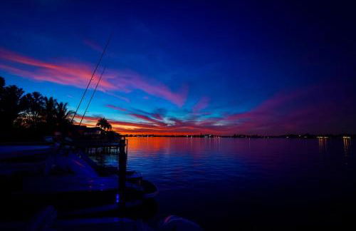 107-Waterfront-Walk to beach-Lovely - Foto 56