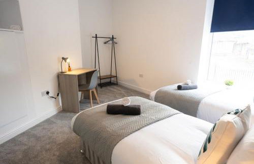 Modern 3B Home, ideal For Families and Contrators! - Foto 45