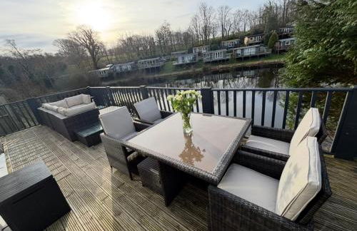 Dillons Lakeside Lodge - Photo 4