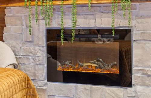 TeePee at Paradise Point with a hot tub fire pit & grill - Foto 16