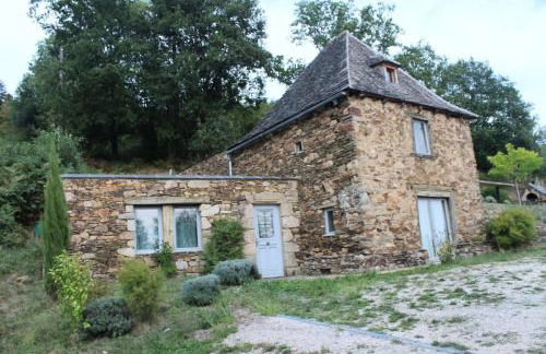 Gîte de France à Altillac 4 épis - Gîte de France 8 personnes MAE-0731 - Foto 10