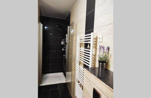 Spacious apartment near city center and the beach - Photo 5