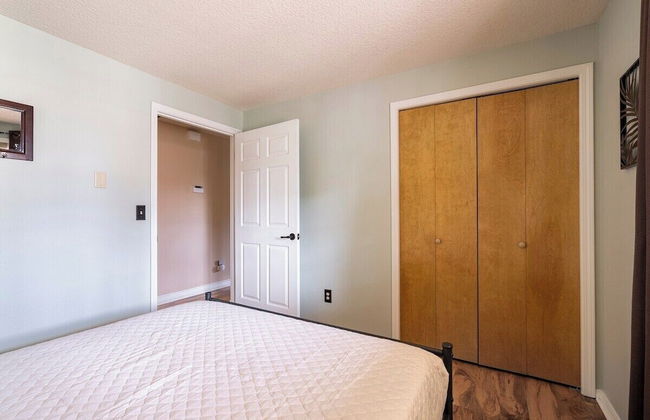 Backyard Oasis Close to Town Fast Wi-fi Quiet - Foto 29