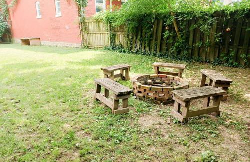 Huge 2 Bedroom House in the Heart of Northside! - Foto 33