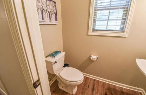 The Crimson Retreat Only 5 Miles to the Stadium BBQ Coffee Games - Foto 63