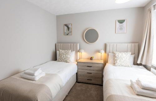 Modern 4BR House - Sleeps 10 - Central Birmingham - FREE Parking - Foto 5