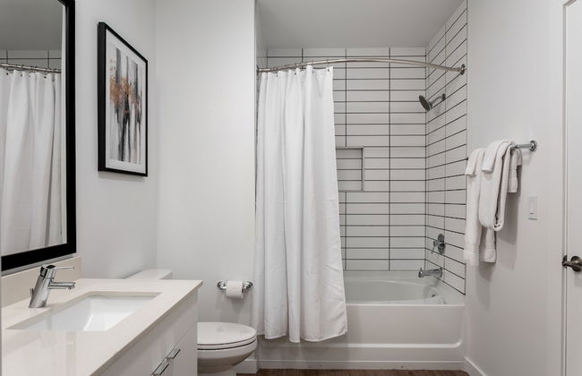 Mint House Nashville – The Gulch – Division St - Foto 48