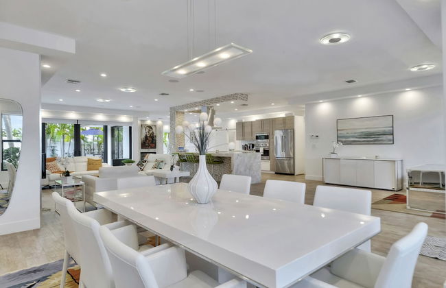 Lynora's Luxe Estate Modern Design - Foto 22