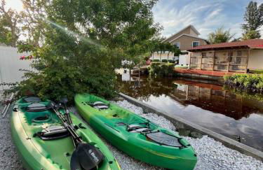 Waterfront duplex, walk to the beach - Foto 40