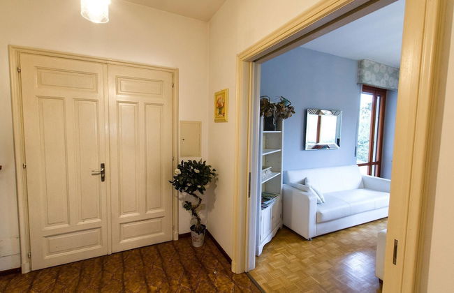 Connie s Apartment in Monvalle - Photo 18