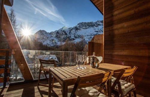 FLORA ALPINA EXPERIENCE - "Ski-to-Door" Brand New Chalet Apartments with Indoor Garage and Mountain View - Foto 58