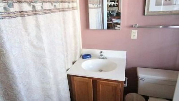 King Charles Avenue 408 #2 - Foto 4, Baño