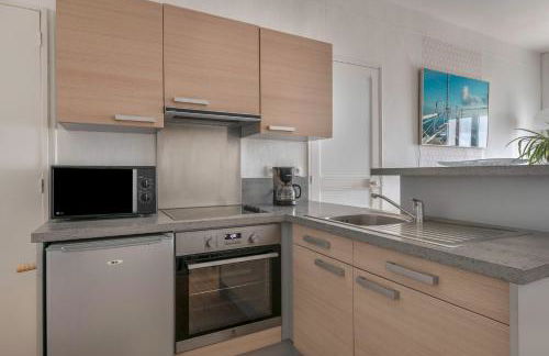 Appartement Vue mer pour 4 à 50m Plage - Foto 9