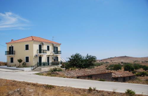 Andreas Studios - Photo 21