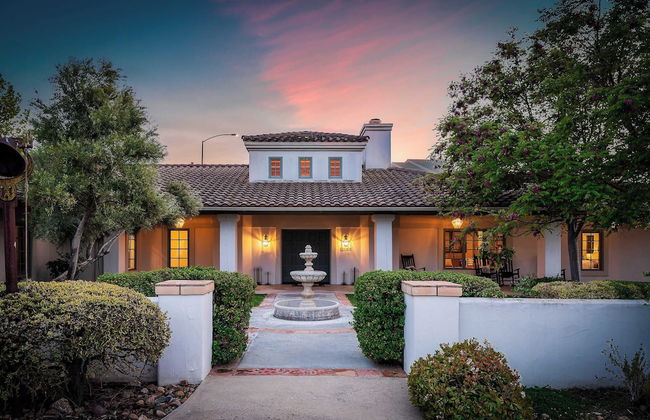 Wellsona Vineyard Retreat + Pool, Hot Tub, Views Main Home + Guest Home - Foto 2