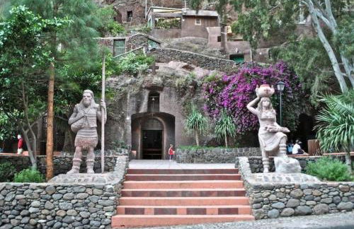 Burero Beach Stay - Comfy - Near airport & Beaches - Foto 46