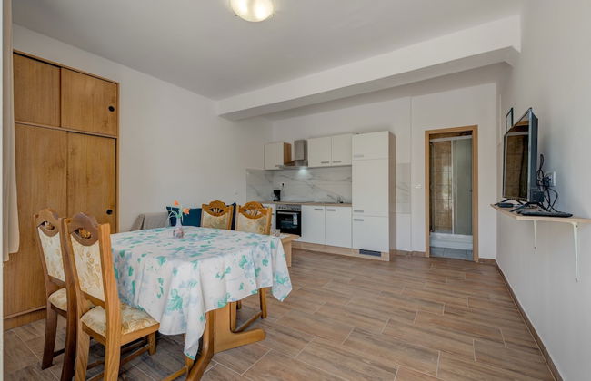 Vacation House With the Pool, Near River Cetina - Foto 29