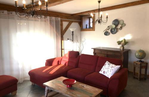 Historisches Fachwerk-Ferienhaus mit Weinkeller und Garten, gute Lage - Photo 5